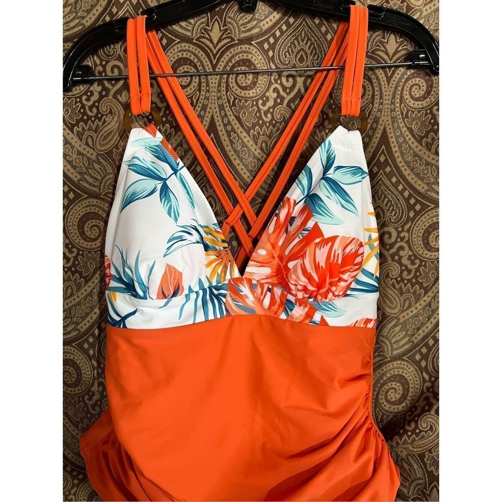 CUPSHE WOMENS ONE PIECE BATHING SUIT - Picture 3 of 10